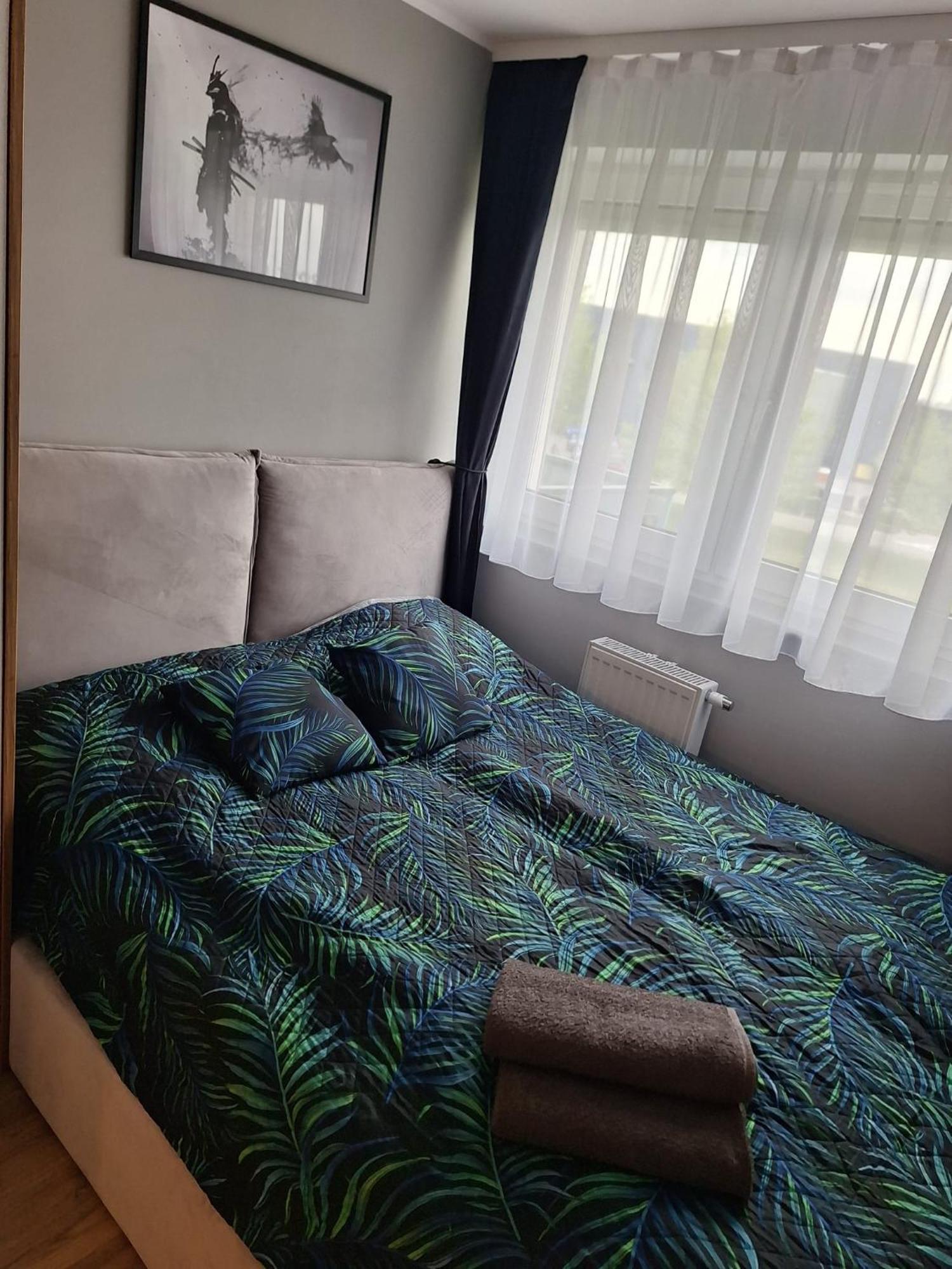 Komfortowy Apartament Dla 7 Osob Ch Arena, Prywatny Parking Gliwice Kültér fotó